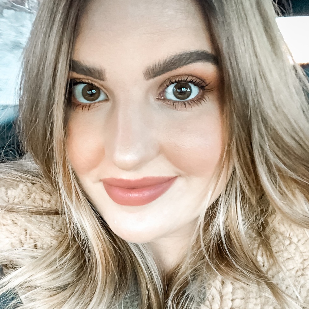Meet your Posher, Andie